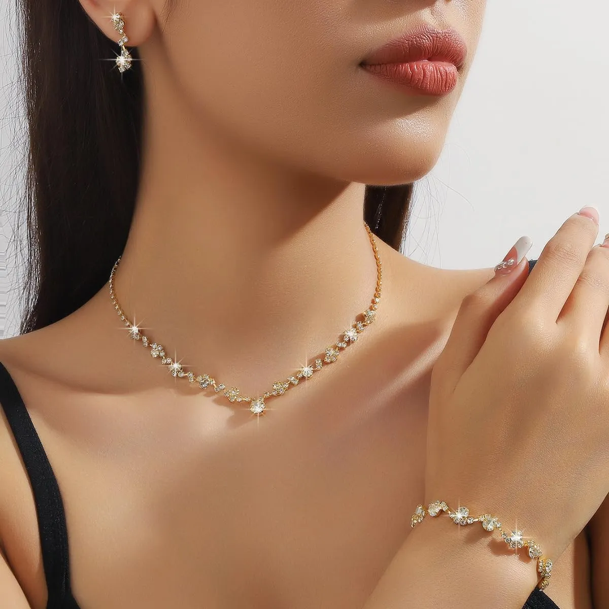 4PCS Prom Jewelry Earrings Necklaces Bracelets Rings Sets Prom Jewelry Sets for Women Elegant Crystal Necklaces Earrings Rings Bracelets Bridal Wedding Party Jewelry Prom Costume Accessories