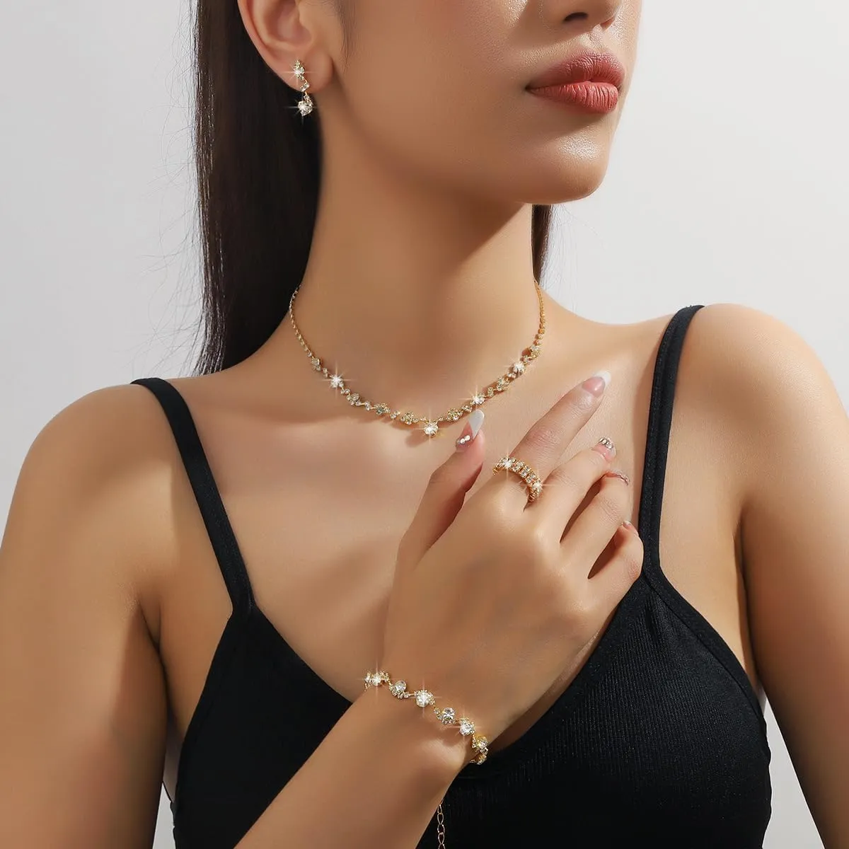 4PCS Prom Jewelry Earrings Necklaces Bracelets Rings Sets Prom Jewelry Sets for Women Elegant Crystal Necklaces Earrings Rings Bracelets Bridal Wedding Party Jewelry Prom Costume Accessories