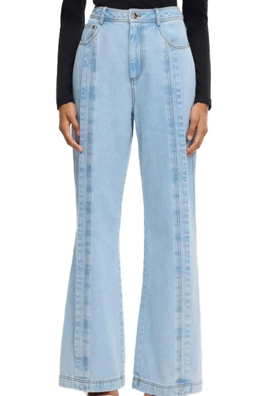 Amesbury Jean Mid Wash