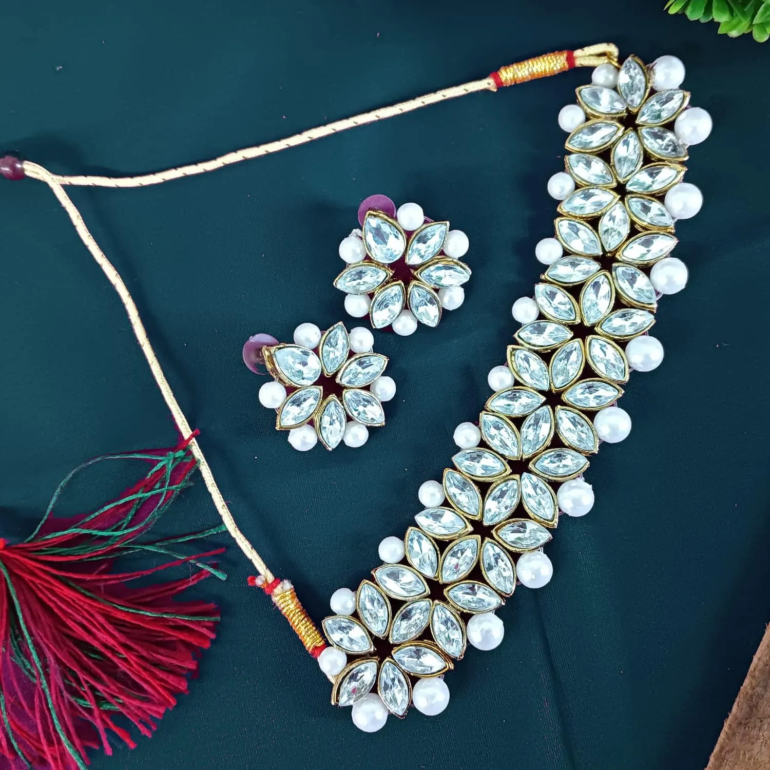 Efulgenz Faux Pearl Choker Indian Jewelry Sets for Women Crystal Kundan Pearl Necklace Set Beaded Faux Pearl Necklace Earrings Bollywood Fashion Jewelry Wedding Bridal Jewelry Set