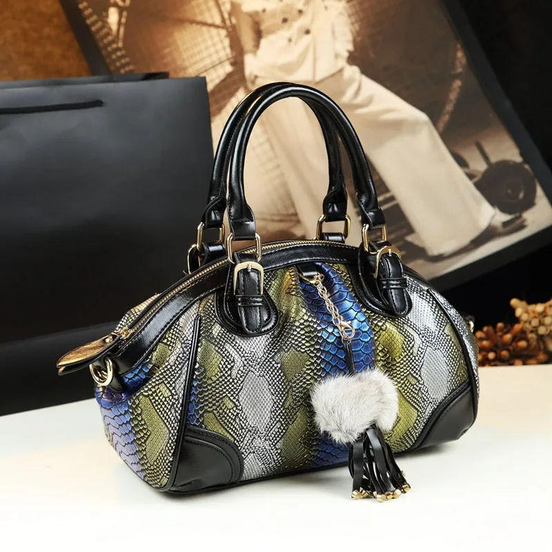 SNAKI Tassel Dumpling Bag