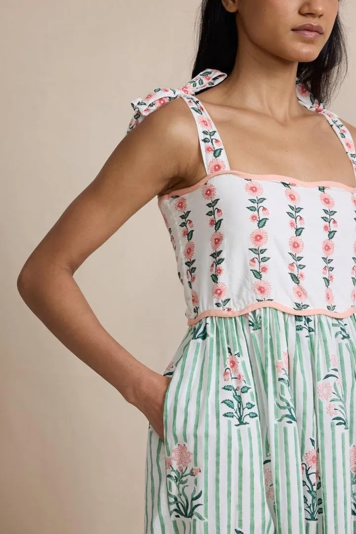 Women Bow Tie Shoulder Boho Maxi Dress Y2k Sleeveless Floral Flowy Long Dresses Smocked Swing Summer Beach Sundress