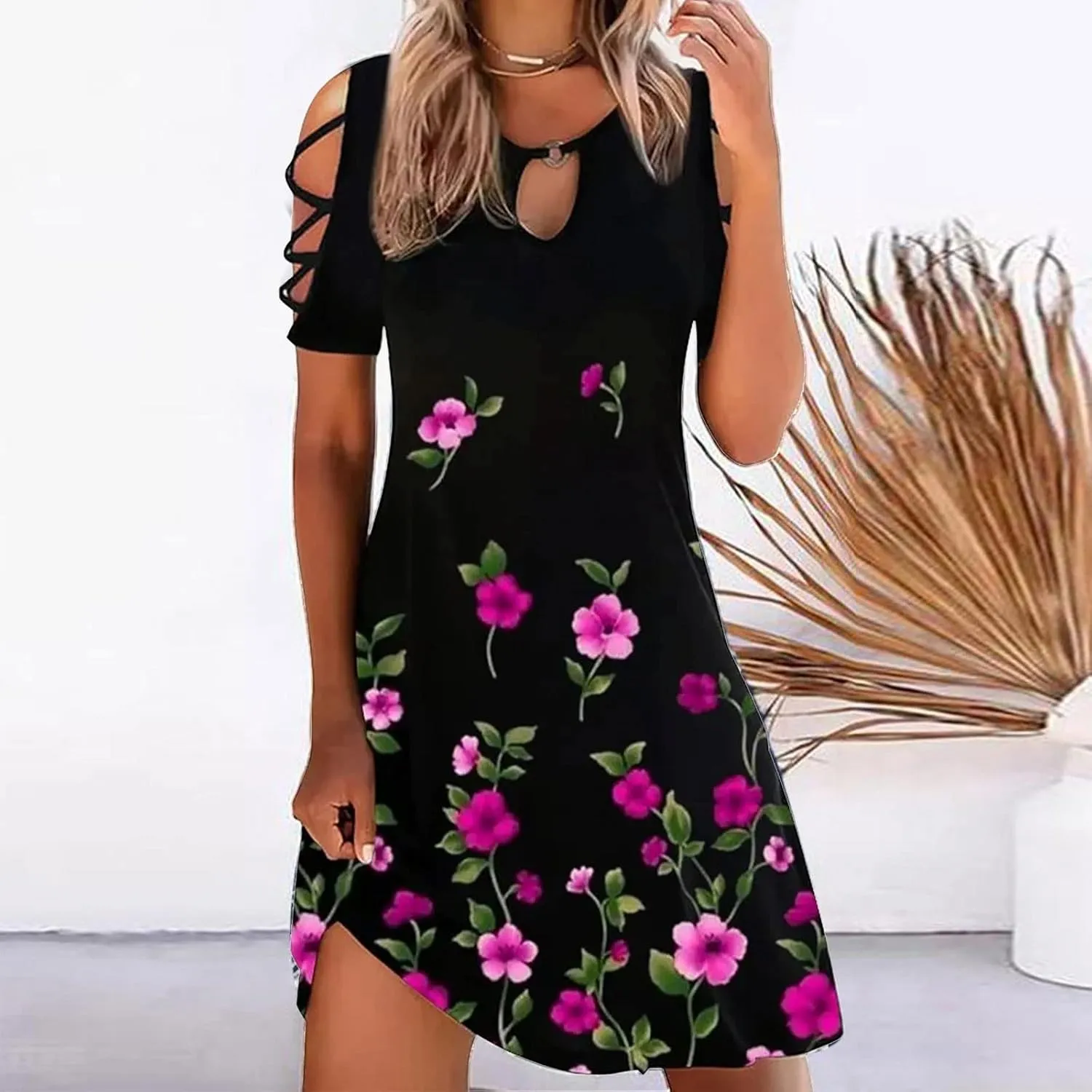 Womens Bohemian Floral Sundress Hollow Short Dresses Cold Shoulder Mini Dress Island Vacation Summer Outfits 2023