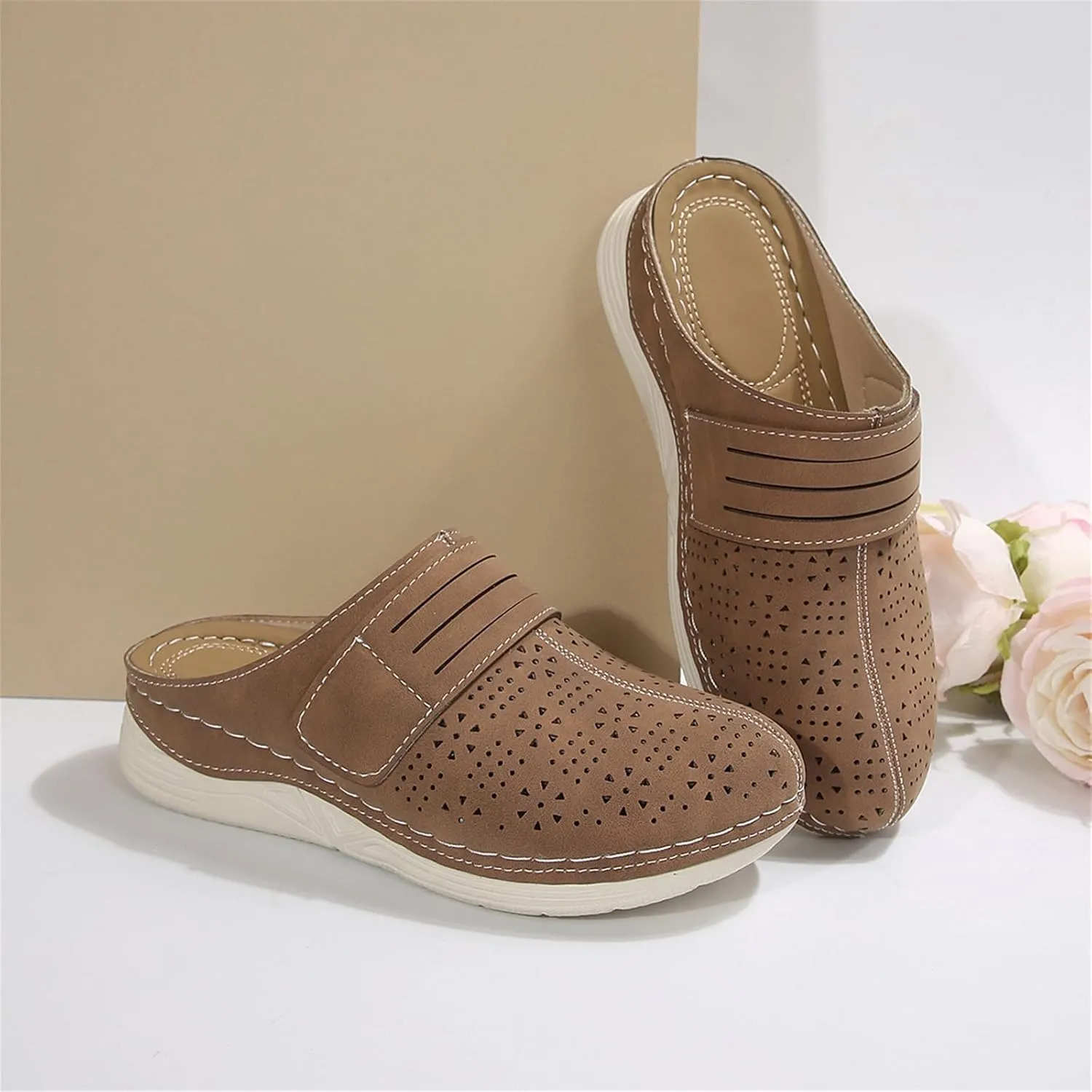 Women's Mules & Clogs Closed Toe Sandals Comfortable Sandals Casual Clogs Non Slip Mules Summer Outdoor Mule with Arch Support