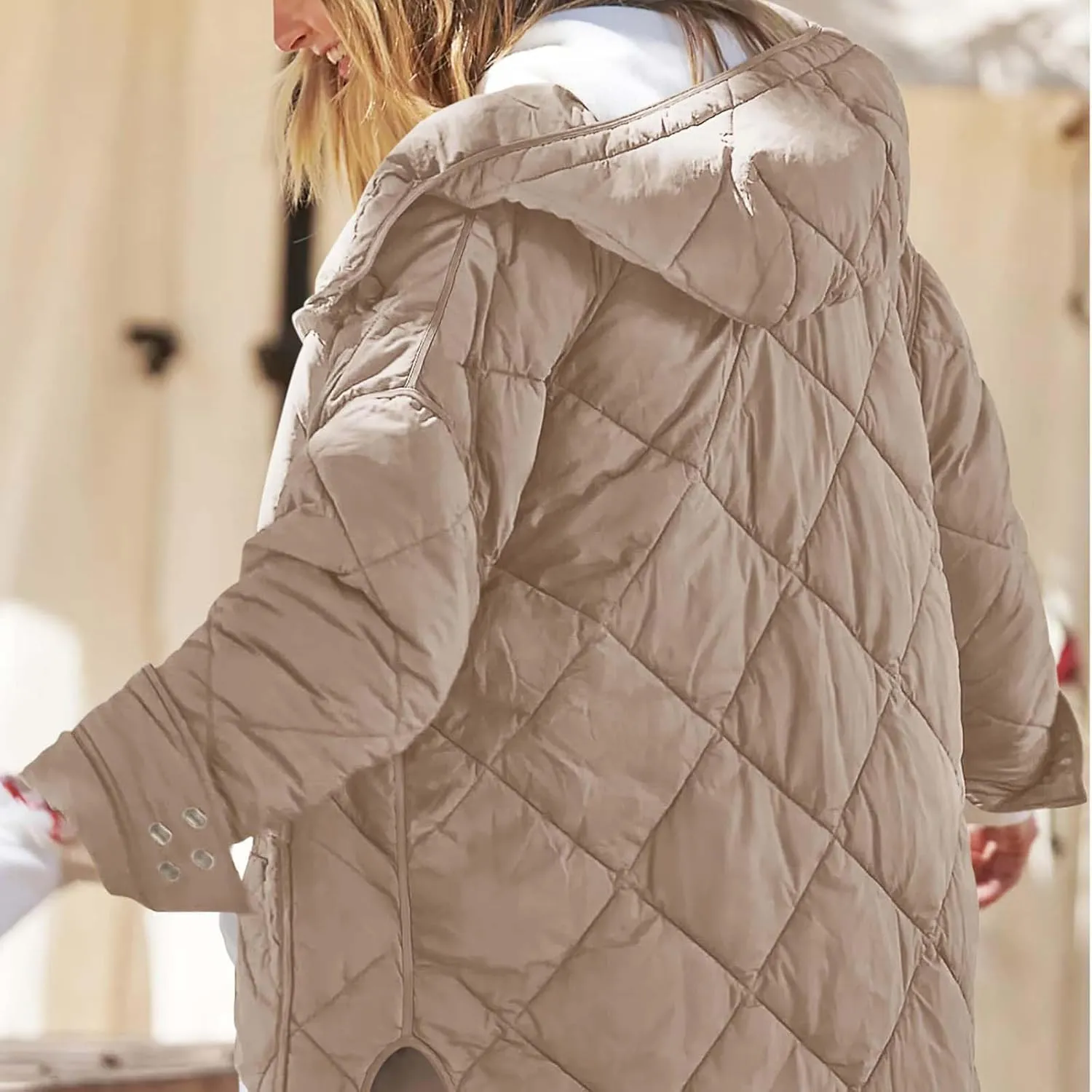 Women's Oversized Lightweight Down Coat Long Sleeve Side Slits Zip Short Puffer Jackets Outdoor Solid Quilted Jacket