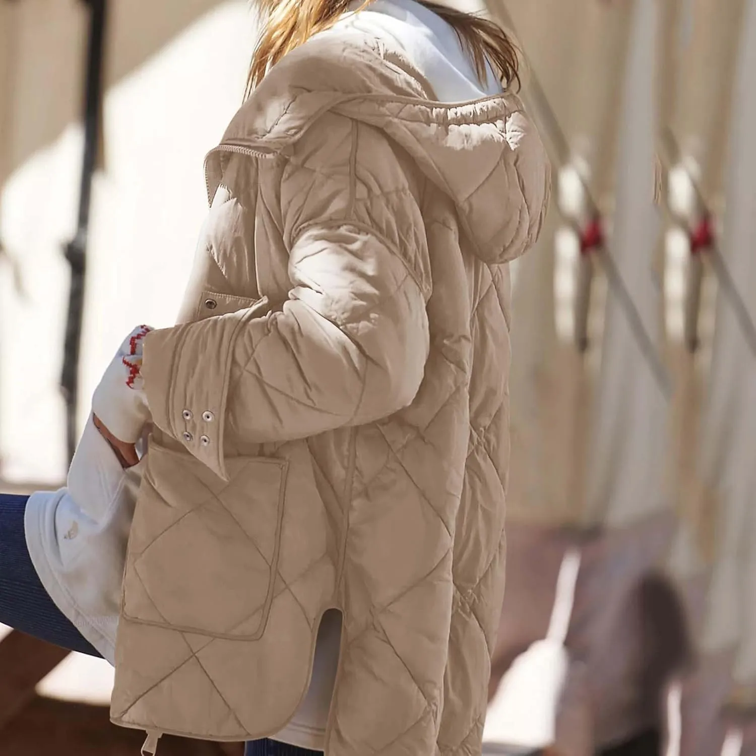 Women's Oversized Lightweight Down Coat Long Sleeve Side Slits Zip Short Puffer Jackets Outdoor Solid Quilted Jacket