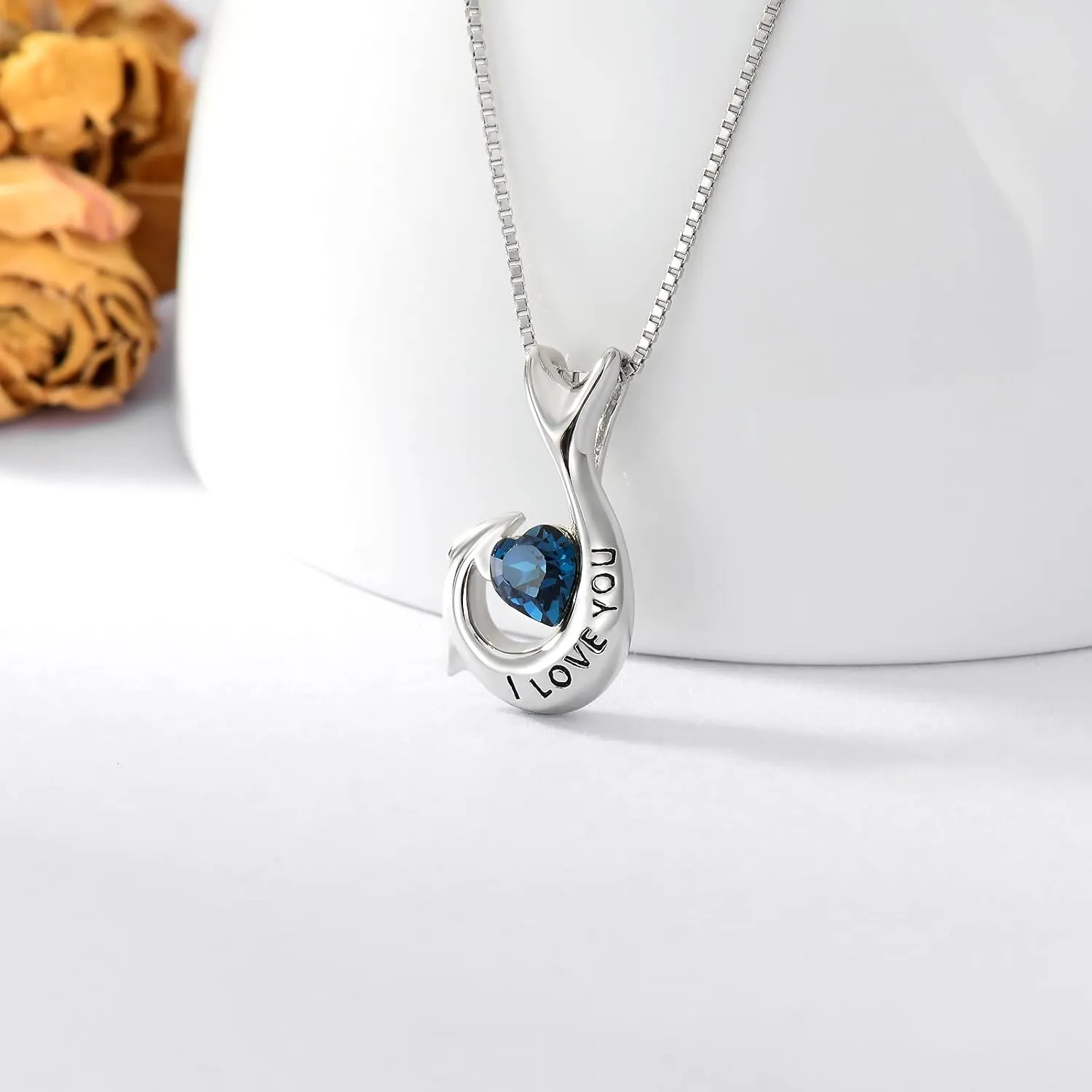 YAFEINI Family Jewelry Sterling Silver Mom Necklace Father Mother Daughter Jewelry Sister Gifts for Women